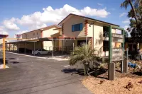 Queensport Tavern and Motel Hotels in Manly