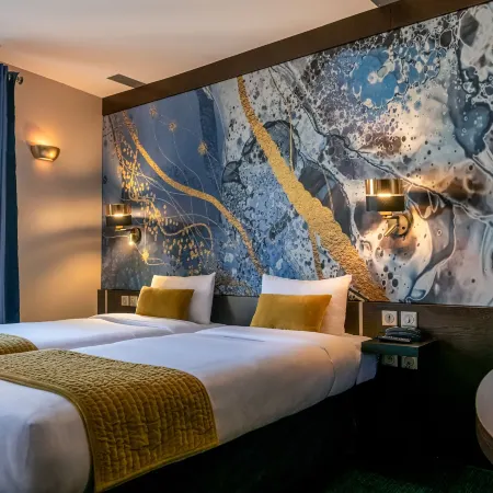 Hôtel du Parc Montparnasse Отели рядом с достопримечательностью «Матиньонский дворец»