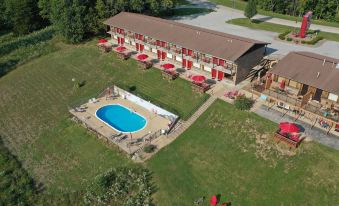 Pointe West Resort Motel