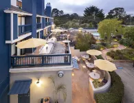Mariposa Inn and Suites