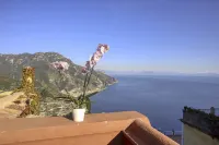 Palazzo Confalone - con vista mare
