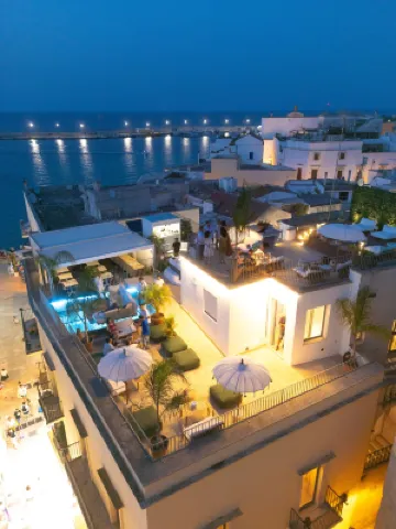 ホテル パラッゾ パパレオ