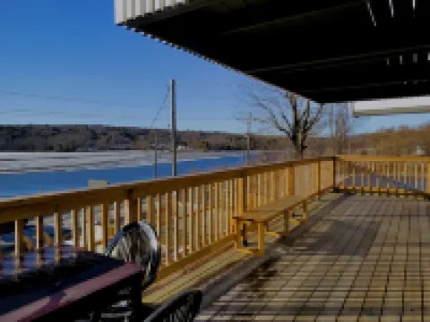 The Fourth Lock Bed & Breakfast Hotels in Fall River