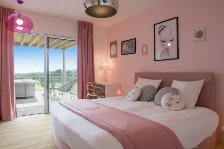 Hôtel Omnubo Collection