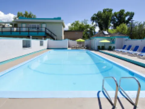 ティキショアーズイン&スイーツ ペンティクトンのホテル