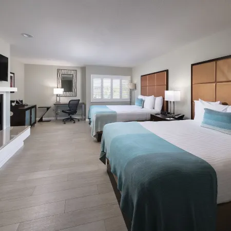 Mariposa Inn and Suites