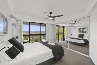Gemini Court Holiday Apartments