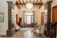 Can Abril Hotels in Orient