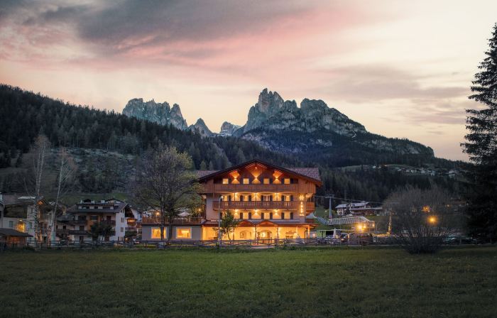 X Alp Hotel