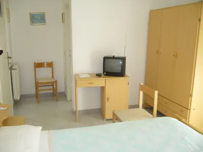 Albergo Villa Canapini Hotels in Sant'Albino