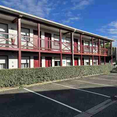 Ever Route 64 Brit Hotel Tarbes Ibos Hotel Exterior