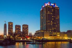 Hilton Philadelphia at Penn’s Landing