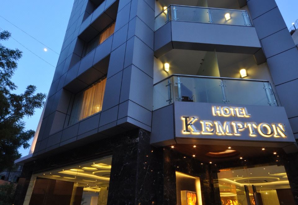 hotel overview picture
