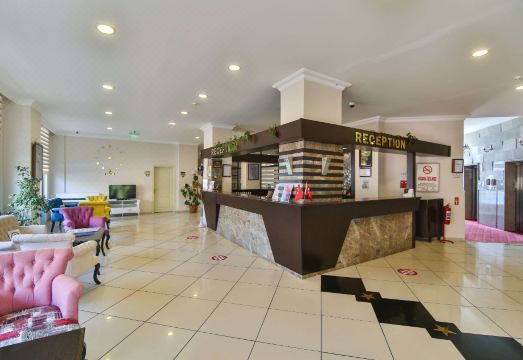 피나르 호텔 조식 뷔페