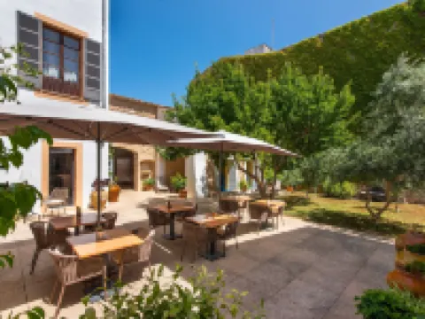 Hotel Can Moragues Hotels in Arta