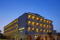 Mon Repos Palace - Adults Only Hotels in der Nähe von British Cemetry