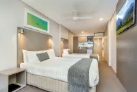 Manly Paradise Motel & Apartments