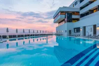 Medora Auri Family Beach Resort - Beach