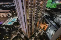 StripViewSuites at Signature Hotels in 