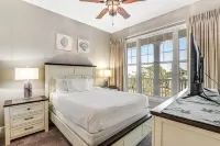 Reflections 402 by Emerald Coast Retreats