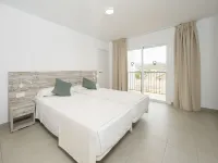 아파르타멘토스 비브라 리비에라 Cala Vadella Viewpoint 주변 호텔