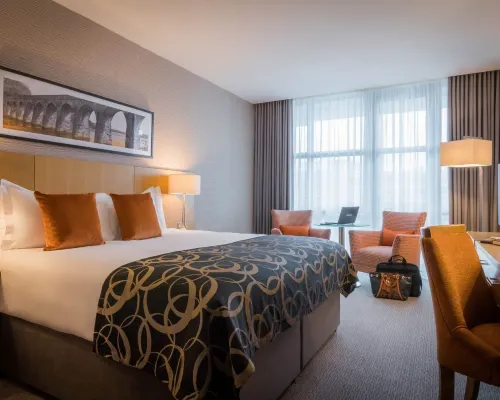 CLAYTON HOTEL BRISTOL CITY Hotels near The Galleries