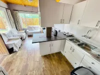 Madeira Bed - Pet friendly
