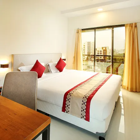 Mumbai House Luxury Apartment