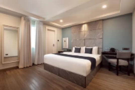 โรงแรม 44 โอเอซิส