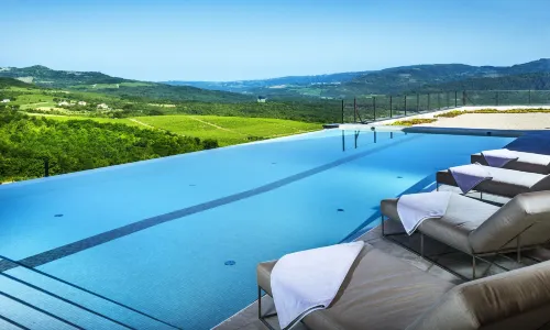 Winery & Design Hotel Roxanich