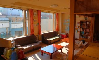 Otaru Ekimae Guest House Ito - Hostel