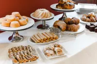 Country Hotel Castelbarco Hotels in Capriate San Gervasio