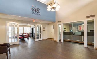 Extended Stay America Suites - Kansas City - Airport - Tiffany Springs