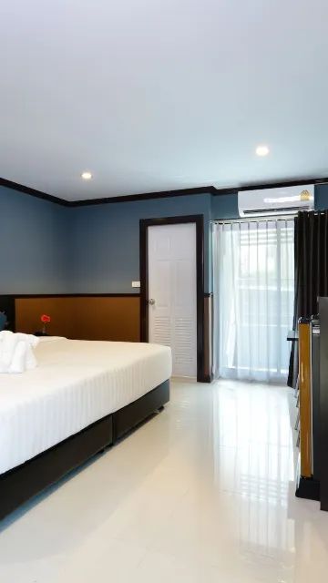 ห้องซูพีเรียร์ เตียงใหญ่ 1 เตียง