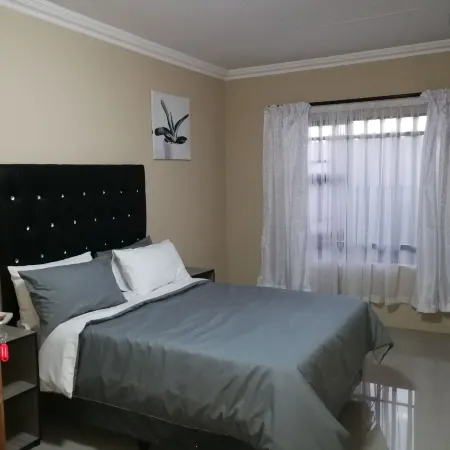 M n M Guesthouse in Turfloop Mankweng