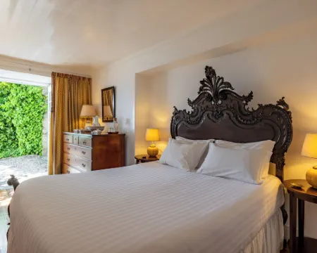 Casa de Casal de Loivos Hotels in Alijo