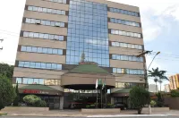 Crystal Plaza Hotel Hotels near Aruana Park