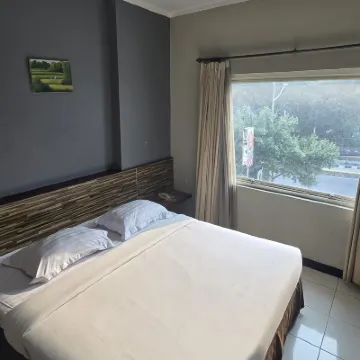 N2 Hotel Gunung Sahari Hotels near Stasiun Pasar Senen