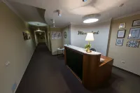 Mon Ami Villa