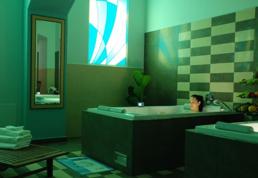 EA 호텔 다운타운 객실