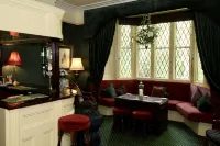 Rylstone Manor