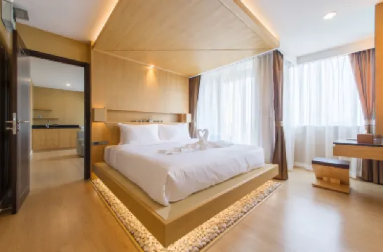 Zenniq Hotels near The Tempo Grand Sathon-Wutthakat