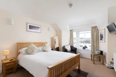 The Dolphin Tavern Hotels in Marazion