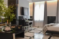 The Unique Brera Suites - Pensions