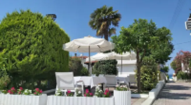 Akrogiali Exclusive Hotel (Adults Only)