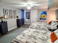 Modern Home, Sleeps 10, Near Downtown and VU, over 2000 Sqft Hotels in Center Township