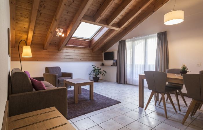 Patricia Self-Check-in Apartments & Spa Access at Alpen Resort