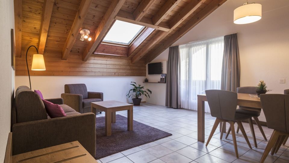 Patricia Self-Check-in Apartments & Spa Access at Alpen Resort