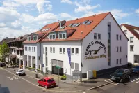 Hotel & Restaurant Goldener Pflug Hotel berhampiran Ludwigsburg Protestant University of Applied Science