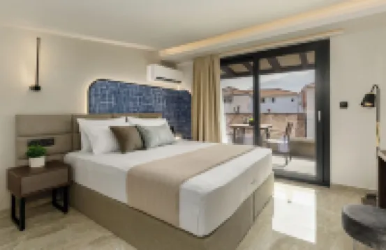 Costa de Luxe Suites